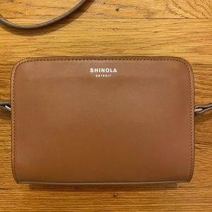 Shinola leather crossbody purse like new
